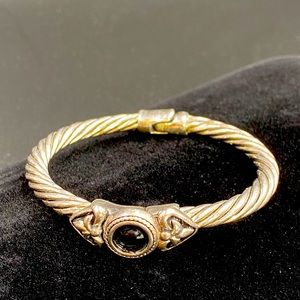 Hinged Twisted Silvertone w Black Stone Bracelet